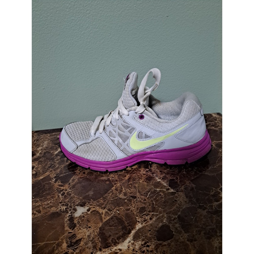 Nike Air Relentless 2 Womens Size 10 Gray/Purple